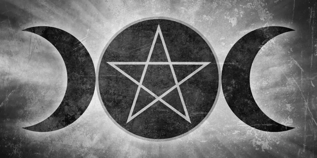 Triple Goddess Symbolism in Wiccan Practice